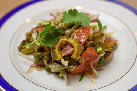 ゴーヤとチキン（又はマトン）の炒め物