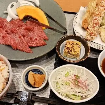[Dinner only] [Lunch requires reservations] Japanese Black Wagyu Beef Teppanyaki and Tempura Set Meal