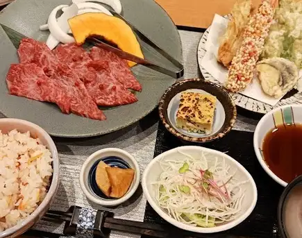 [Dinner only] [Lunch requires reservations] Japanese Black Wagyu Beef Teppanyaki and Tempura Set Meal