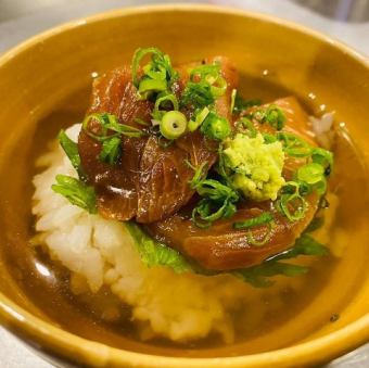 〆におでん出汁鮮魚のお茶漬け