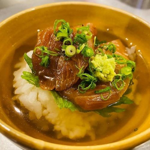 〆におでん出汁鮮魚のお茶漬け