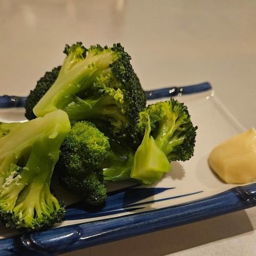 단단한 삶은 브로콜리