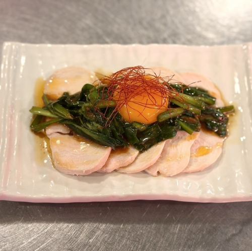 ピリ辛中華ニラ蒸し鶏