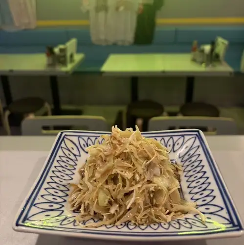二郎っぽいニンニクキャベツ