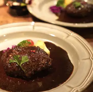 漢堡小酒館