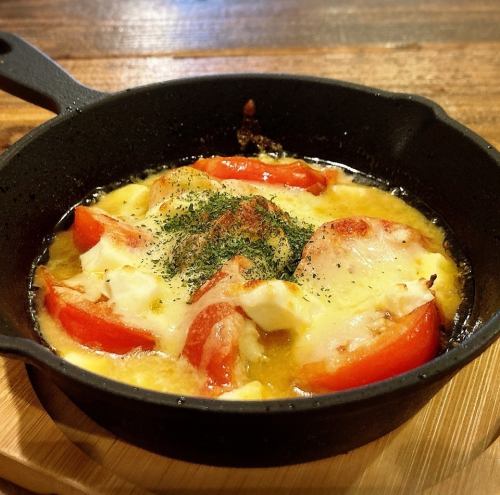 Tomato Garlic Cheese Grill