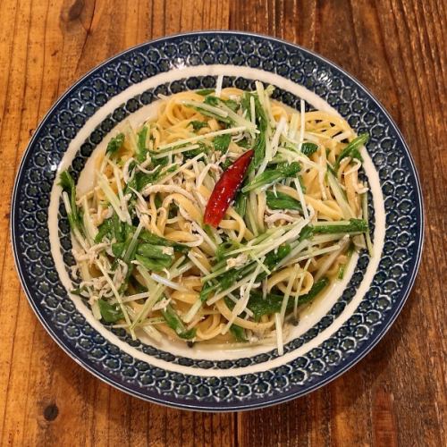 Whitebait and Mizuna Peperoncino Pasta