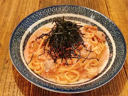 ホタテと海苔の明太子バターソースパスタ