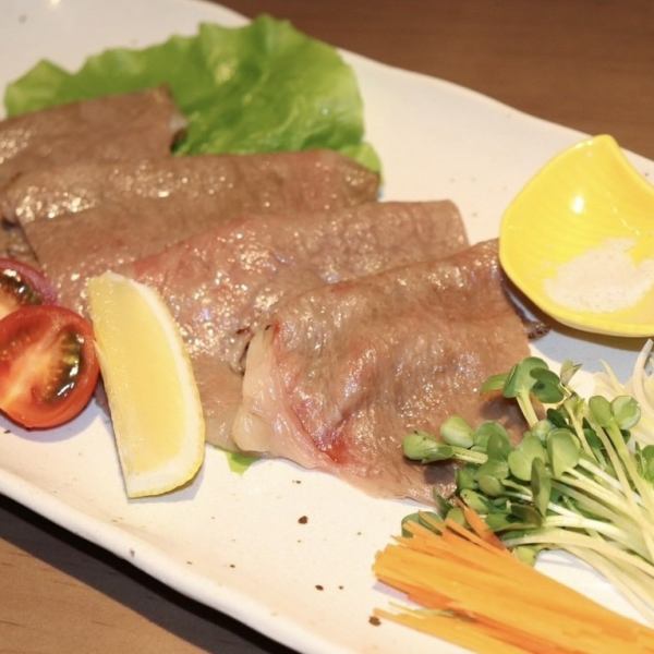 <Taste unique to Shiga> Omi beef grilled shabu salad 1,320 yen (tax included)