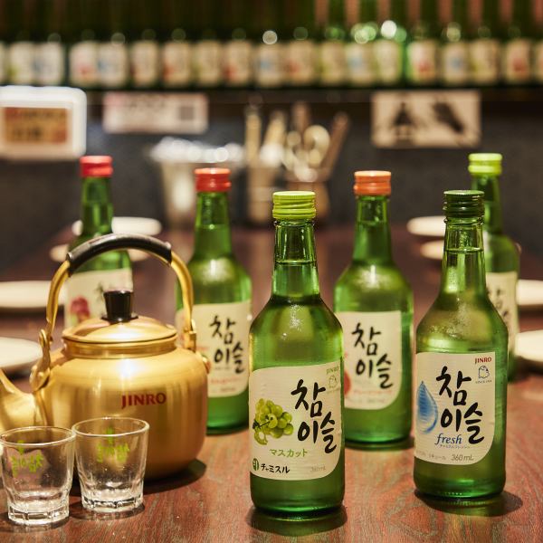 【安心の個室で楽しいひと時を】少人数での飲み会・女子会・お食事ご予約多数♪ゆったりおくつろぎ頂ける個室のお席はこの時期に大人気！個室もご用意♪少人数様個室から中人数様向けの個室でゆとりある席で飲み会をお楽しみいただけます！