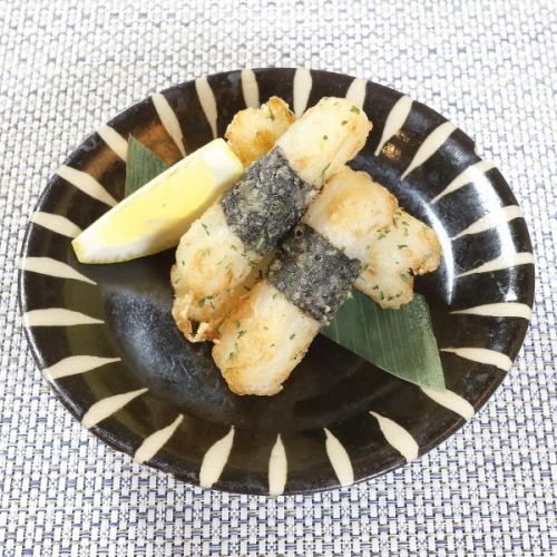 Deep-fried yam with seaweed