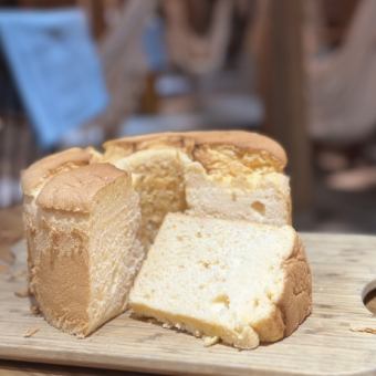 テイクアウト◆当店自慢の自家製！持ち帰り日時で予約♪シフォンケーキのお持ち帰り　4,000円～