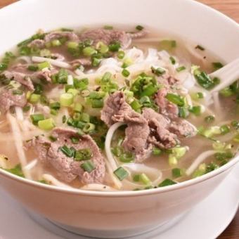 63牛肉フォー/65ベトナム風ビーフシチューのフォー