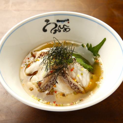 [Popular among women♪] Seared Thai soup chazuke 1000 yen (tax included)