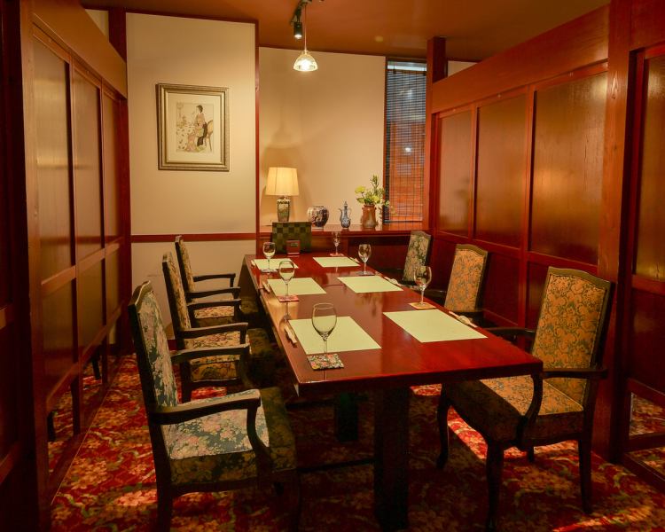 You can enjoy your meal by entrusting everything ... The spacious space and private rooms create comfortable seats.