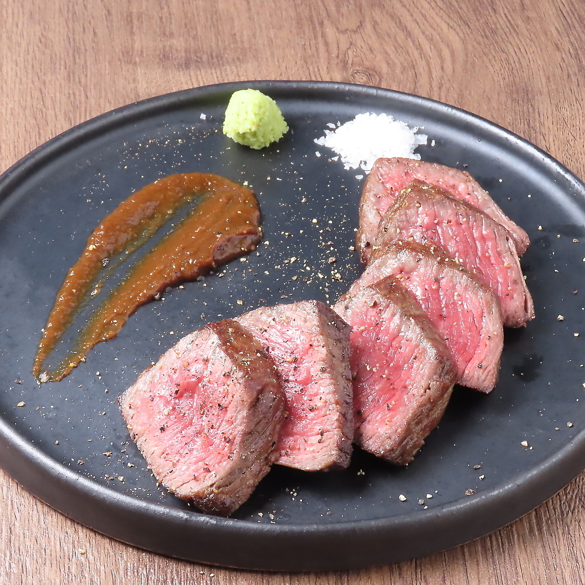 都会の喧騒を離れた大人の隠れ家!絶品フレンチを堪能♪