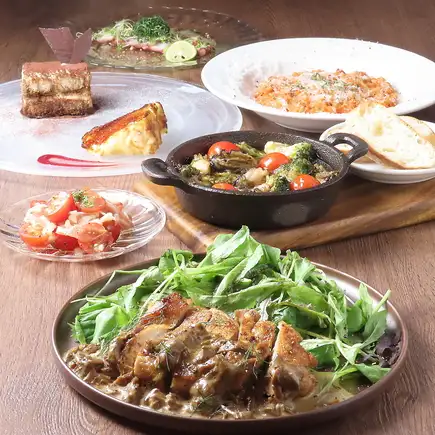 【ワインも全種飲み放題】全7品!極上アヒージョや鶏オーブン焼きを堪能するプレミアムコース♪