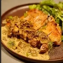 ポルチーニソースの鶏ももオーブン焼き