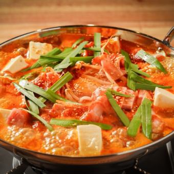 ★From 4/27 to 5/6★ Spicy and delicious [Budae-jjigae course] 2 hours all-you-can-drink included, 8 dishes total, 4,000 yen