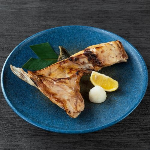 ブリのカマ焼き　