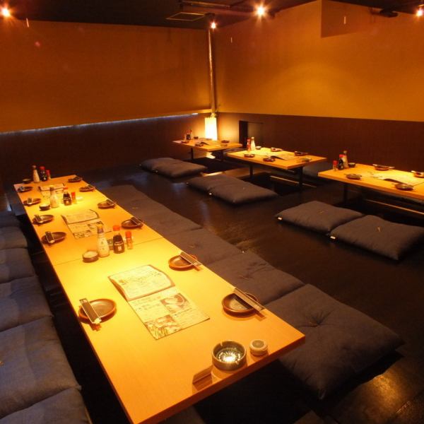 Spacious uphill seats are relaxing digging 炬燵.A party of up to 30 people is possible! It is perfect for various company banquets ♪