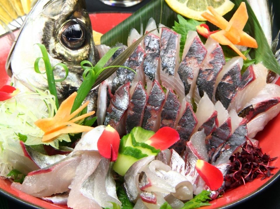 Directly delivered from Saganoseki! The charm of Kacho is that you can eat fresh fish