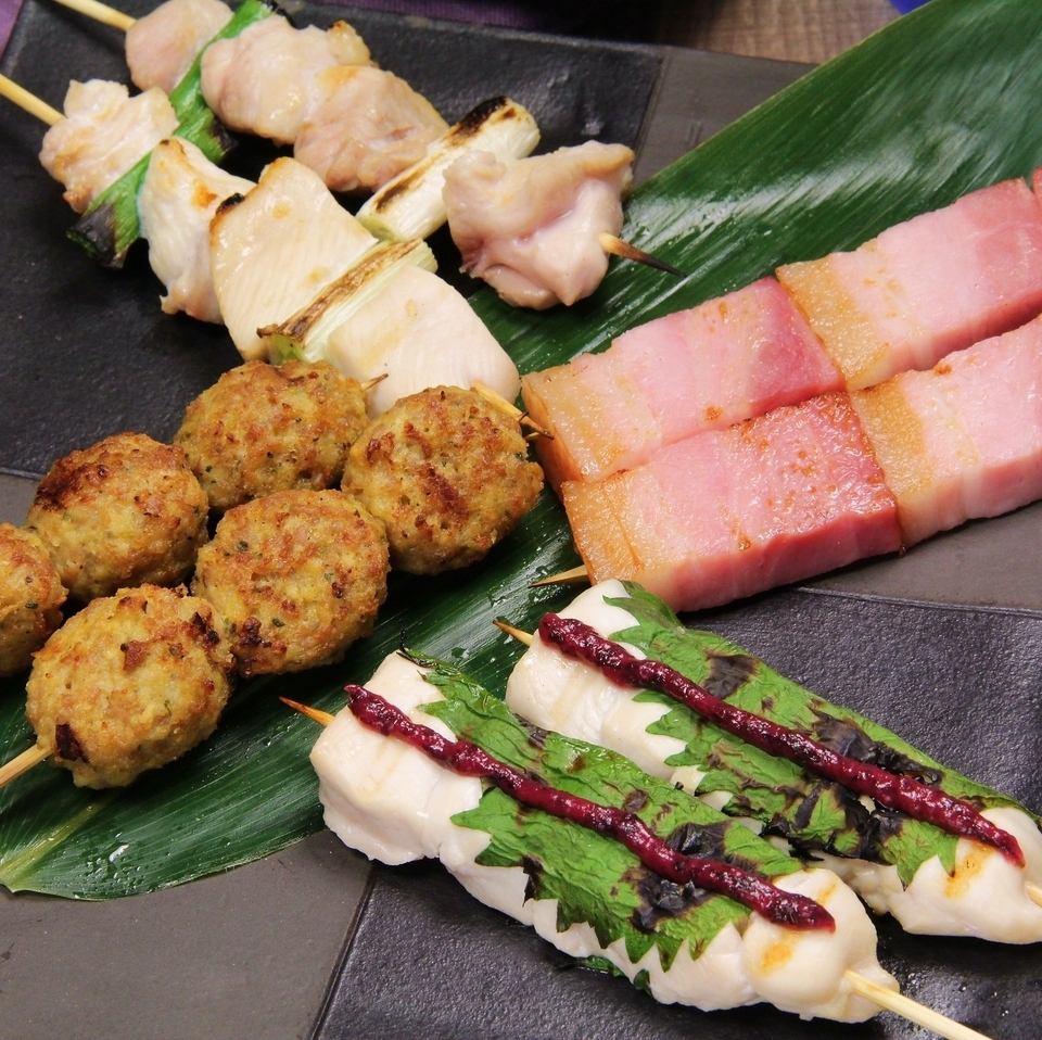 外は「カリッ」と中は「ジューシー」♪丹念に仕込んだこだわりの焼鳥はどれも逸品。