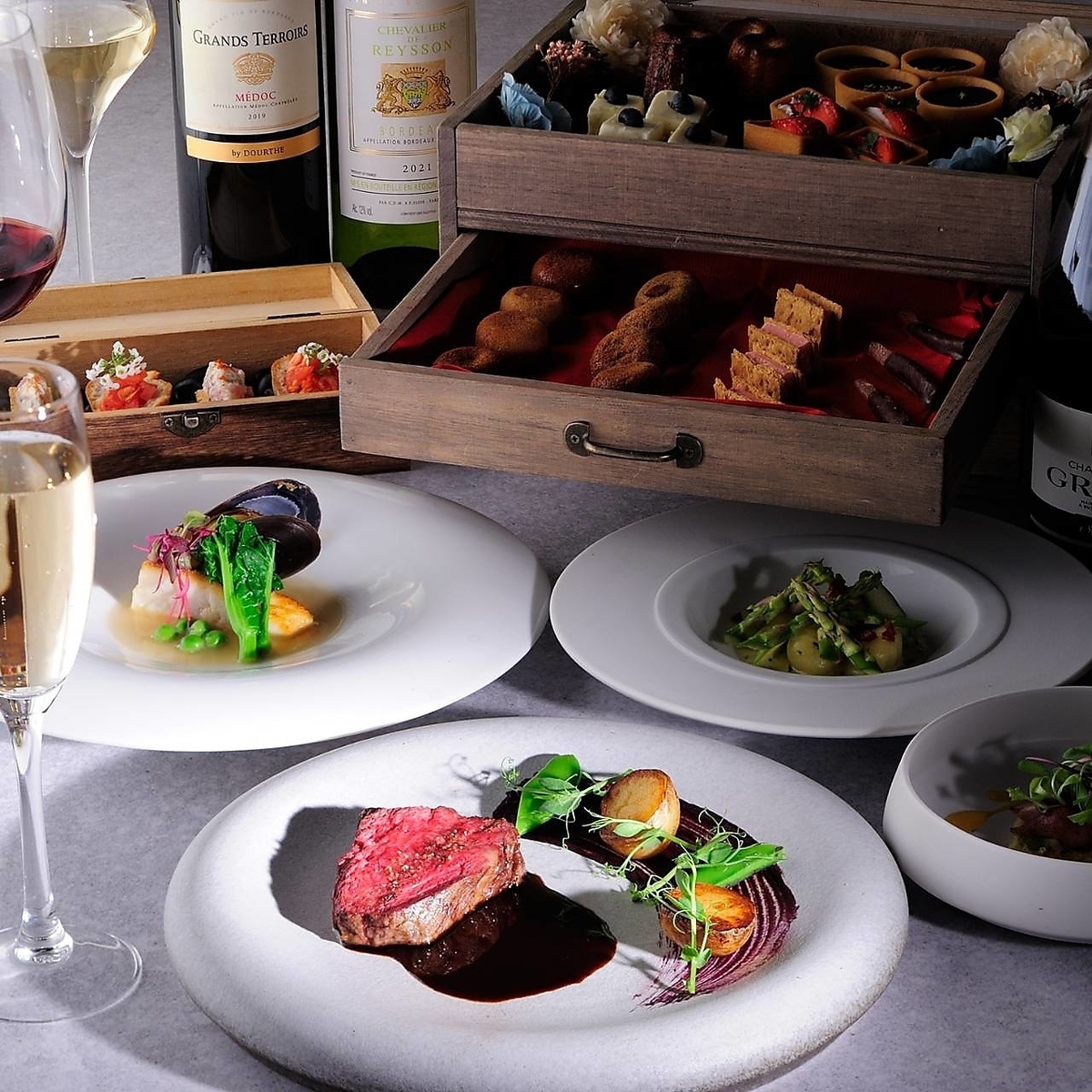 写真 | ヨルゴハン Queux Norme クゥノーム 梅田店