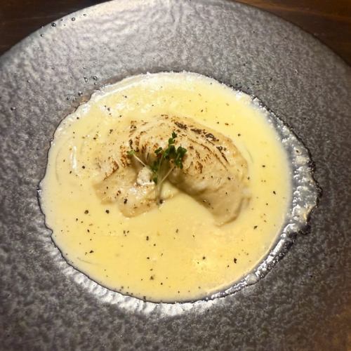 Tiger pufferfish milt grilled with Crema Bianca