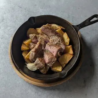 Garlic-roasted Yamagata pork shoulder loin