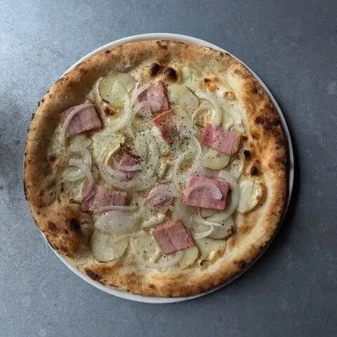 [Plain] Smoked & Pepper Pizza