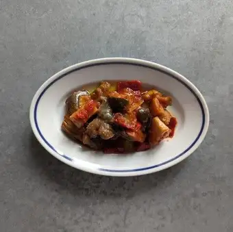 Cold vegetable tomato stew (ratatouille)