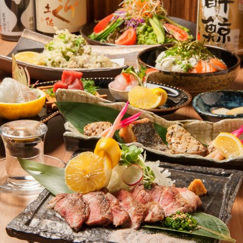 Very popular! [Straw grilled enjoyment course 5,000 yen] All-you-can-drink including draft beer