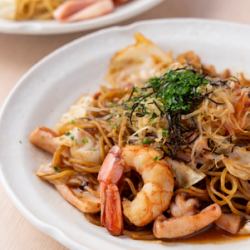 Yakisoba with seafood sauce