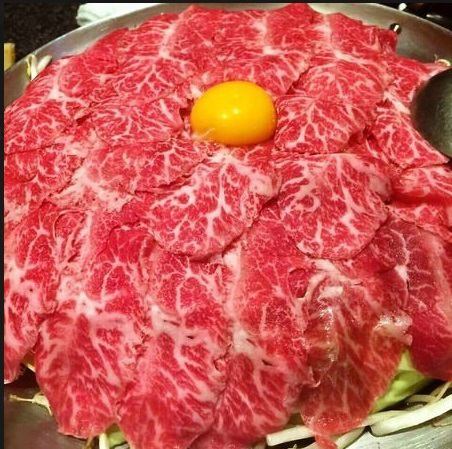 【インスタ映え☆お酒が進む人気メニュー♪】がっつり肉鍋♪