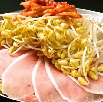 【8種のお鍋から選べる】2時間飲み放題付7品5500円《とろてっちゃん鍋 豚コース》