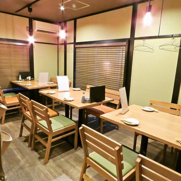 [Second floor available for private use] Relaxing table seats can accommodate up to 20 people! Use for company banquets, friends, and family ♪ We recommend early reservations for the 2nd floor seats!