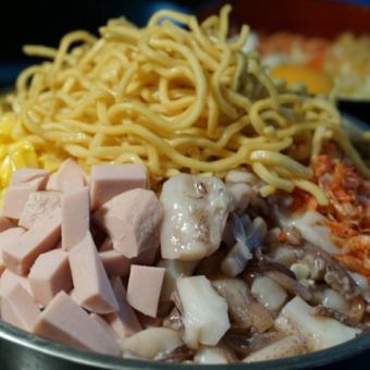 【ネット予約スタンダード食放題コース3000円】飲放題付き円4800円/土日祝3200円飲放題付き5000