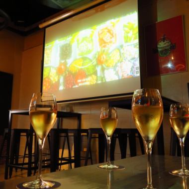 Our shop that requires a large-size (100 inch) projector is Shibuya's first high-spec party space !!