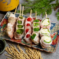 柏で人気の野菜巻き串！新鮮野菜を豚肉で巻き、香ばしく焼き上げたヘルシーで彩り豊かな逸品。