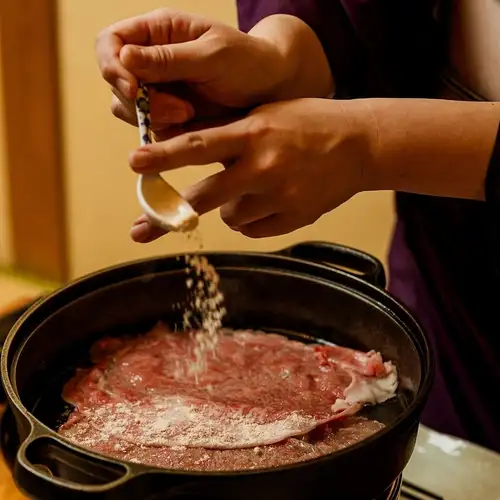 霜降り肉すき焼き