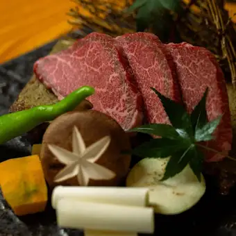 【松阪牛肉炭烤】夏多布里昂牛排炭烤套餐：25,000日圓（含稅）