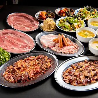 [Casual Plan] Enjoy popular and classic offal dishes in a relaxed atmosphere!! 2-hour all-you-can-drink included for 3980 yen