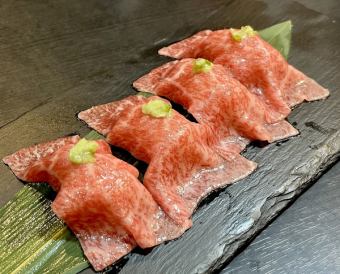 当店二番人気！【炙り肉寿司】