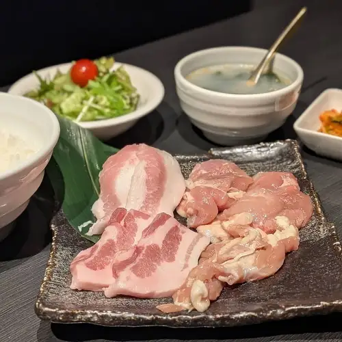 Satisfaction Set (Pork Jowl, Pork Ribs, Chicken Thigh, Chicken Neck)