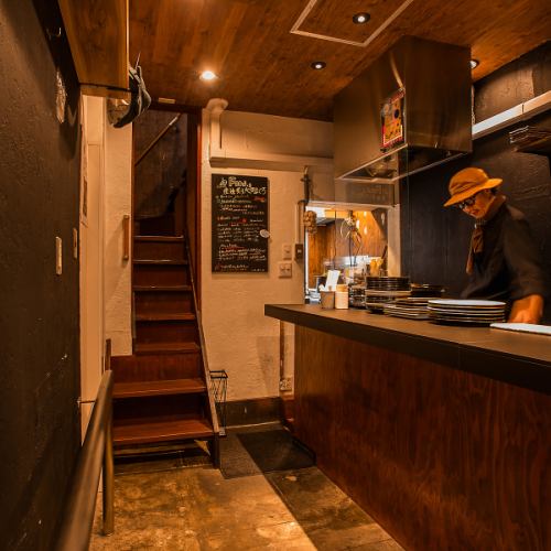 臨場感を味わえる店内