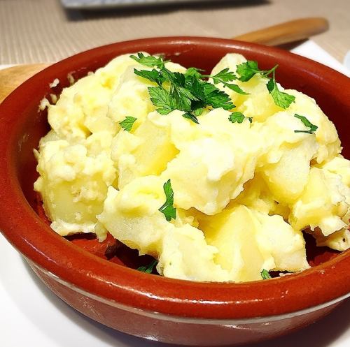 Patata Alioli (Spanish potato salad)