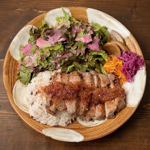 ローストポークプレート Roast Pork plate (ジンジャーソース or 和風クリームソース)