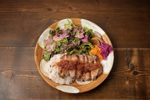 ローストポーク (ドリンク・サラダ・副菜付き)