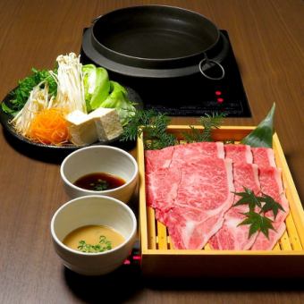 ≪Made with domestic black-haired Wagyu beef A4 rank or higher≫ ~Black-haired Wagyu beef sukiyaki~ [11,495 yen course]
